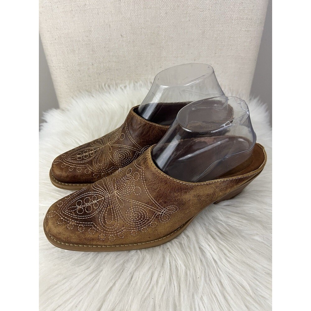 Dr. Scholl's Round Up Brown Etched Leather Mules Clogs Western Boho Shoes 8.5M